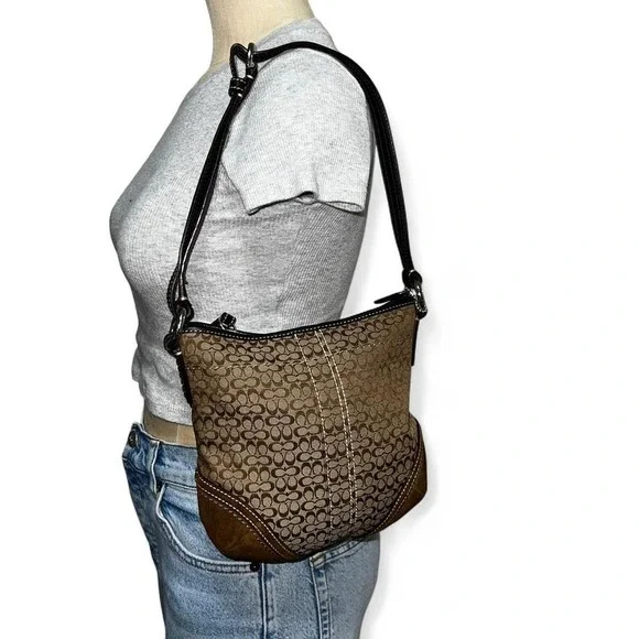 Coach Signature Canvas and Leather cross body Bag in brown and tan - Picture 2 of 8